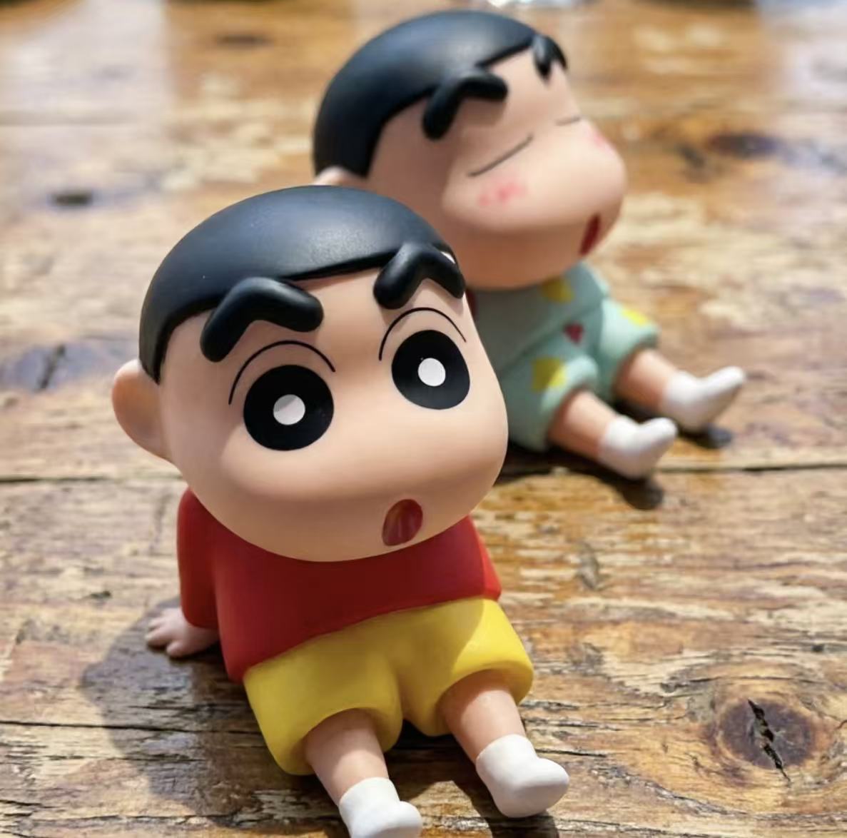 Crayon Shin Chan Desktop Decor - Home Office Romance Manga recension och pris